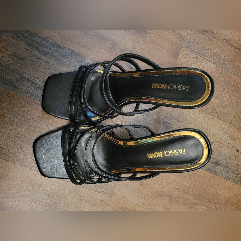 Black Sandal